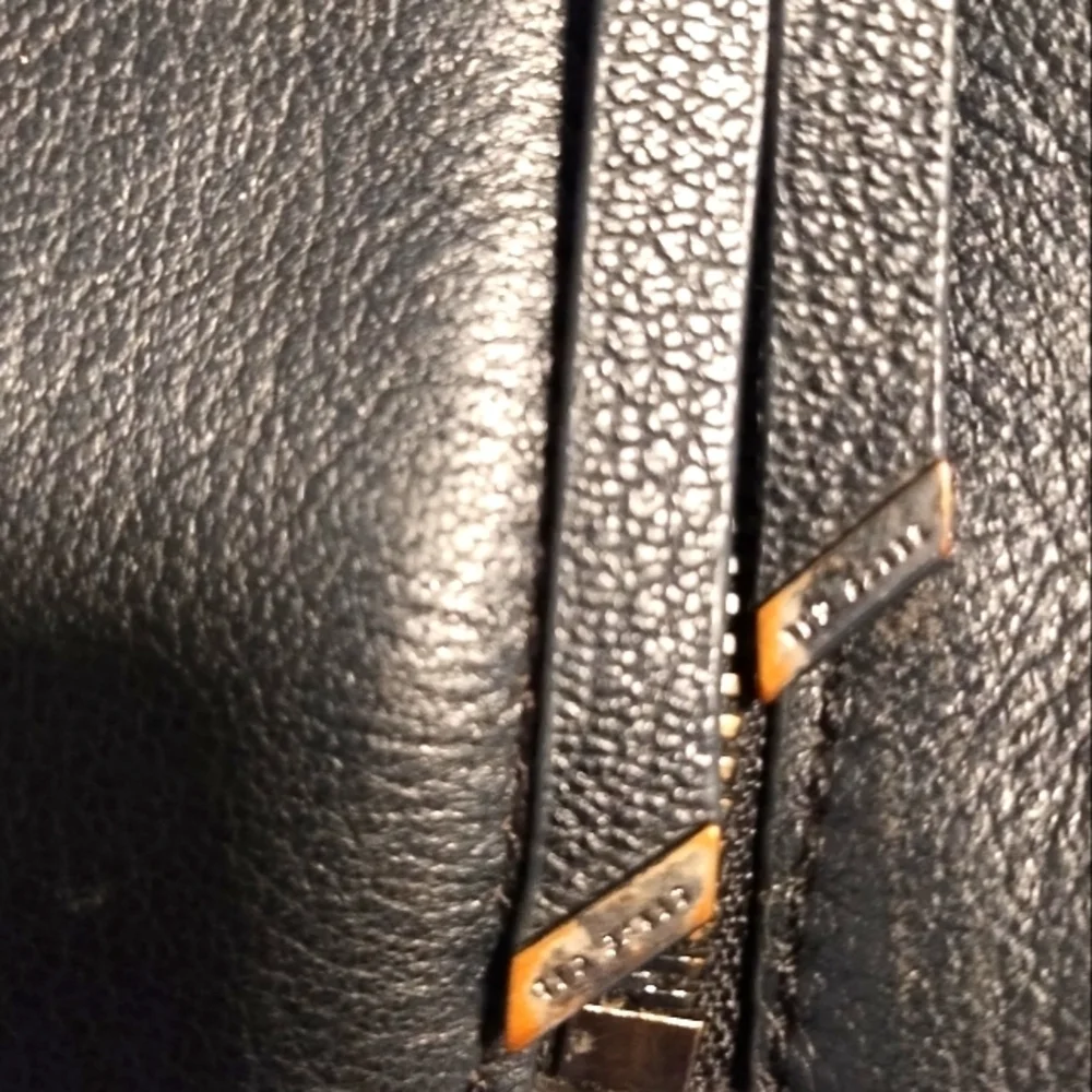 Ted Baker Hanaee Double Zipper  Black Leather Handbag